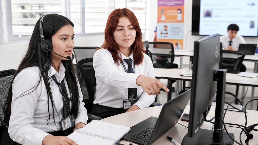 Técnico laboral en Vendedores a través de Medios Tecnológicos